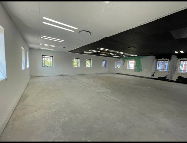 205.60M² OFFICE TO LET IN RIVONIA